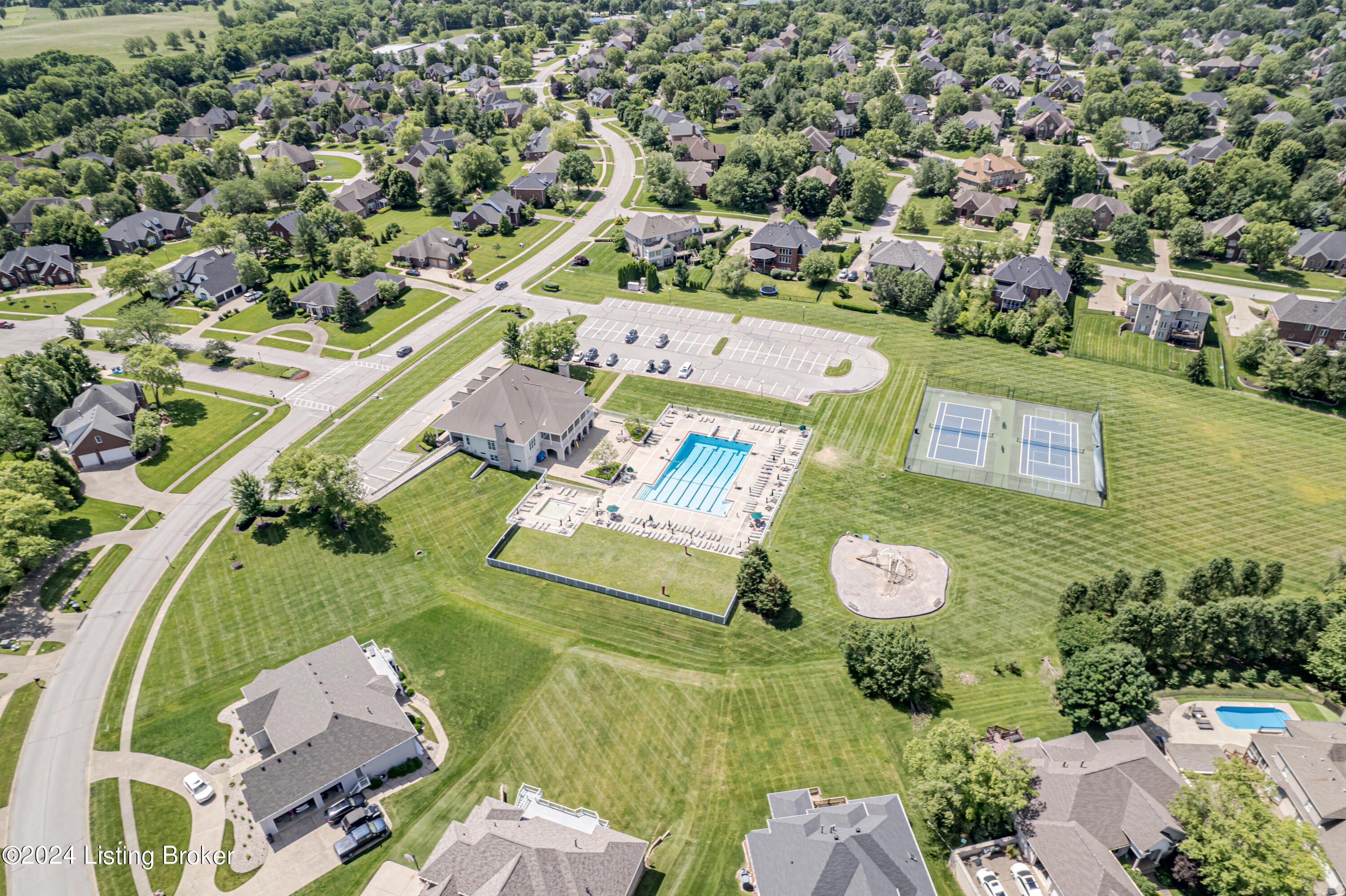 13005 Ridgemoor Drive Prospect, KY 40059 - Photo 23 of 108 Community Pool, Tennis, Etc