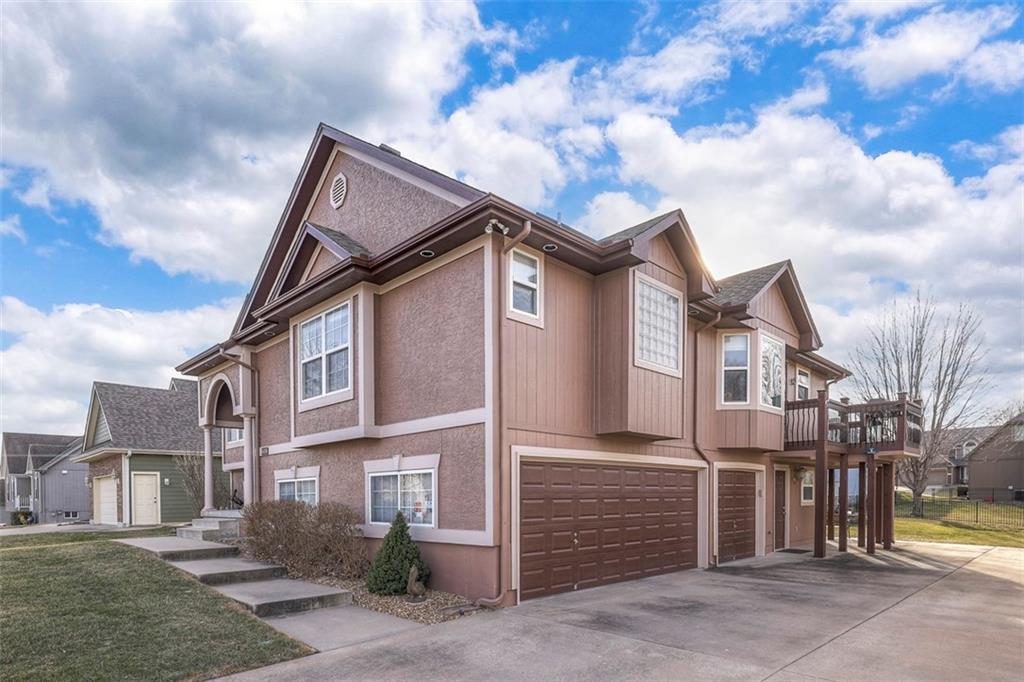 5118 Pelican Point Lee's Summit, MO 64082 - Photo 4 of 71