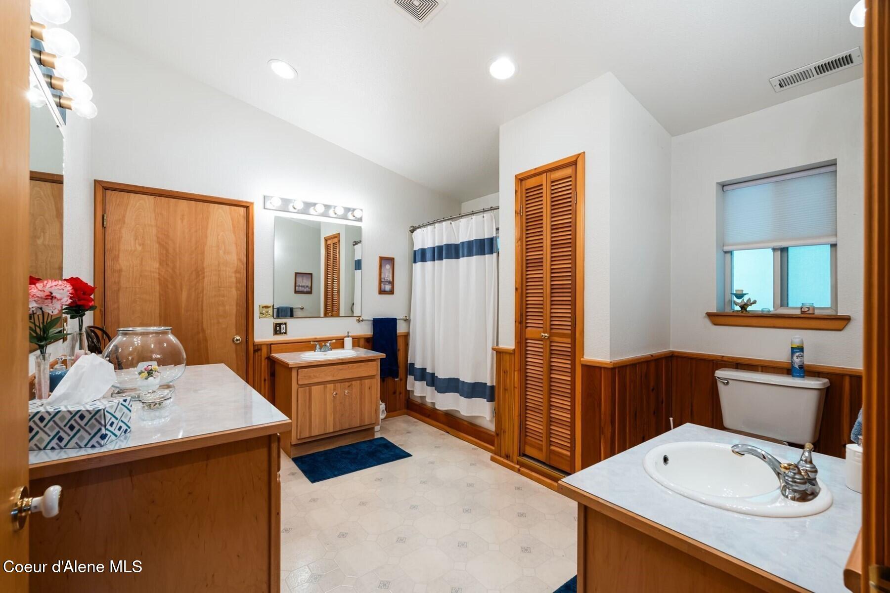4456 West Side Road Bonners Ferry, ID 83805 - Photo 16 of 77 Bathroom