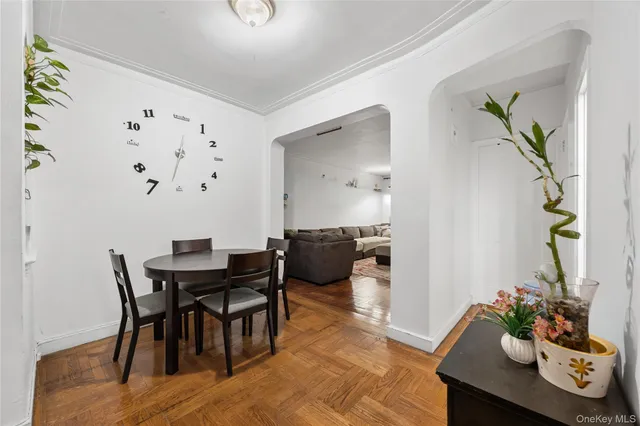 $173,000 | 2190 Boston Road, Unit 2J | Pelham Parkway