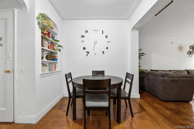 $173,000 | 2190 Boston Road, Unit 2J | Pelham Parkway