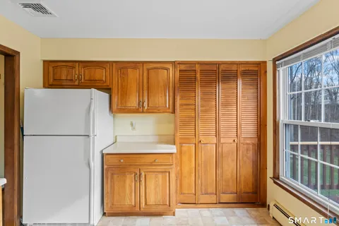 $535,000 | 31 Tower Road, Brookfield, CT 06804