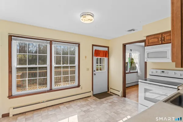 $535,000 | 31 Tower Road, Brookfield, CT 06804