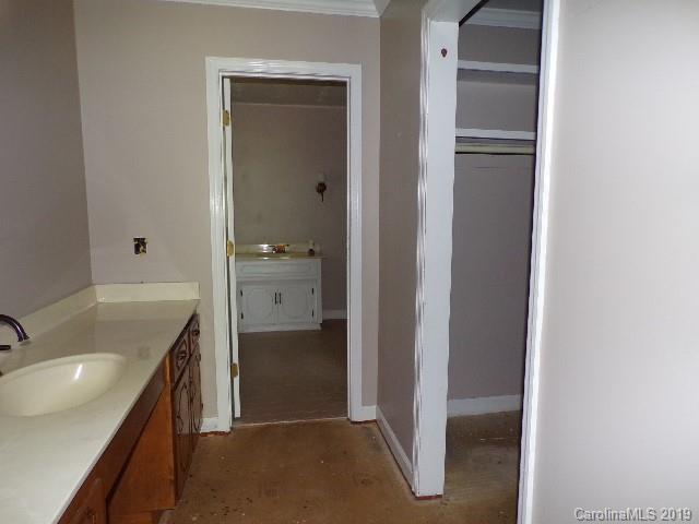 409 Fox Run Lane, Unit 15 Tryon, NC 28782 - Photo 5 of 23 Gallery Image 5