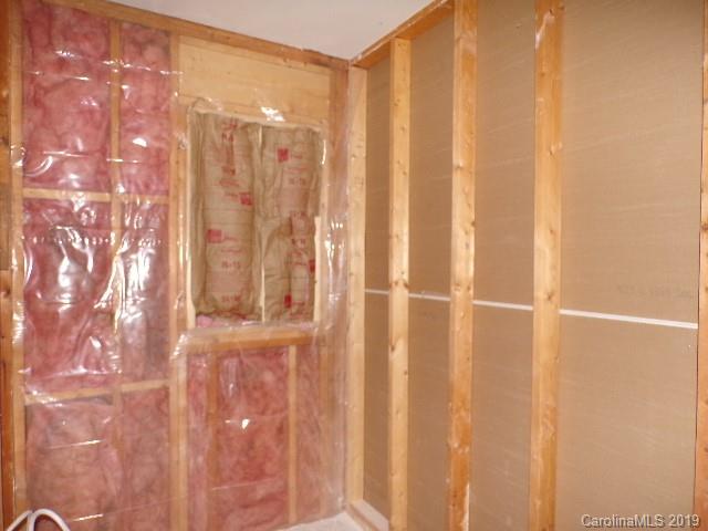 409 Fox Run Lane, Unit 15 Tryon, NC 28782 - Photo 9 of 23 Gallery Image 9