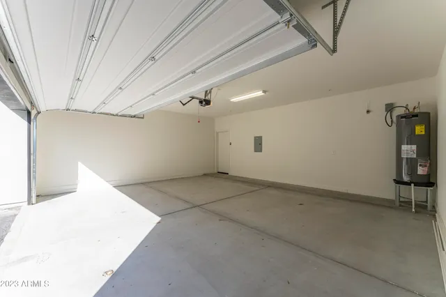 $2,595 | 432 South 32nd Street, Unit 104, Mesa, AZ 85204