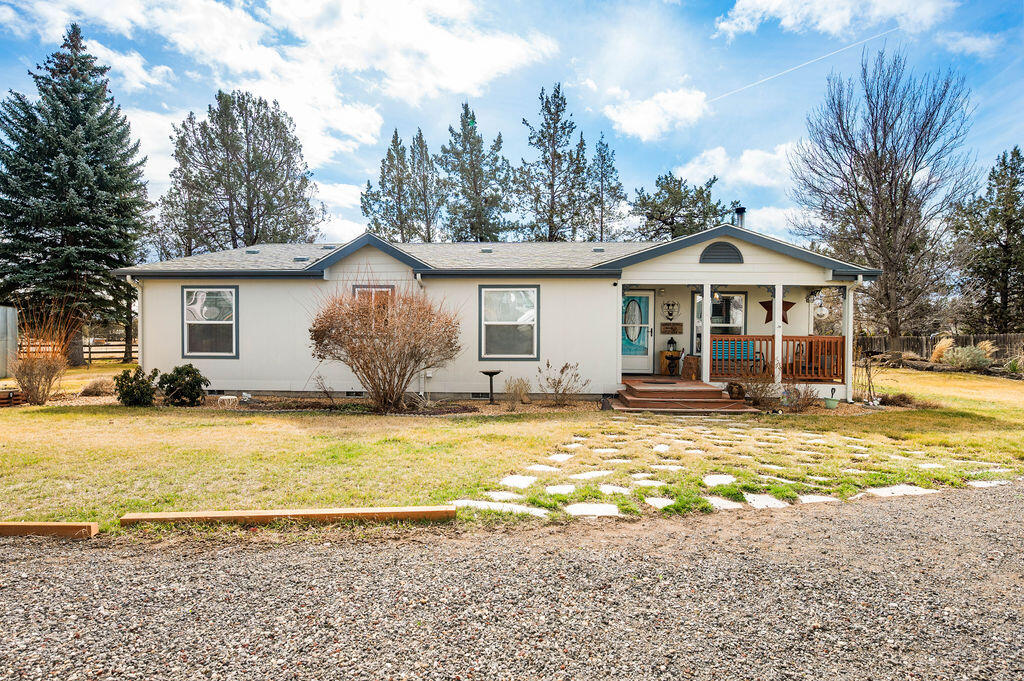 20645 Tumalo Road Bend, OR 97703 - Photo 2 of 31 20645TumaloRd-4