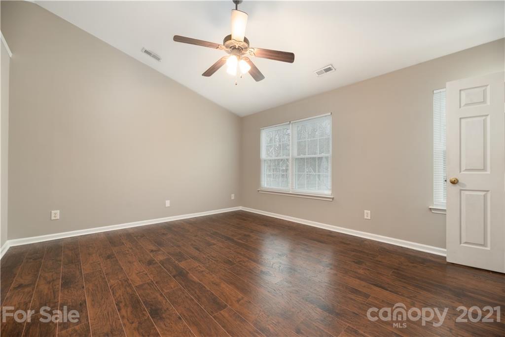 708 Harrier Road Charlotte, NC 28216 - Photo 22 of 36