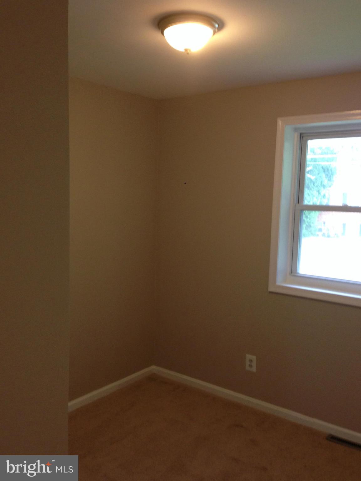 9501 Juliette Drive Clinton, MD 20735 - Photo 15 of 27 a small space with a window