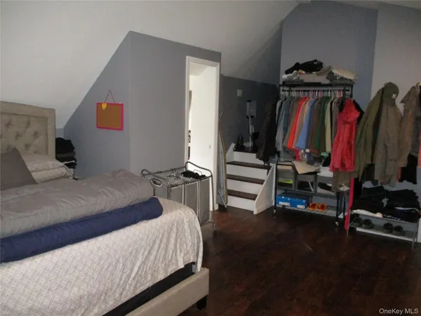 $4,750 | 19 Acorn Road, East Rockaway, NY 11518