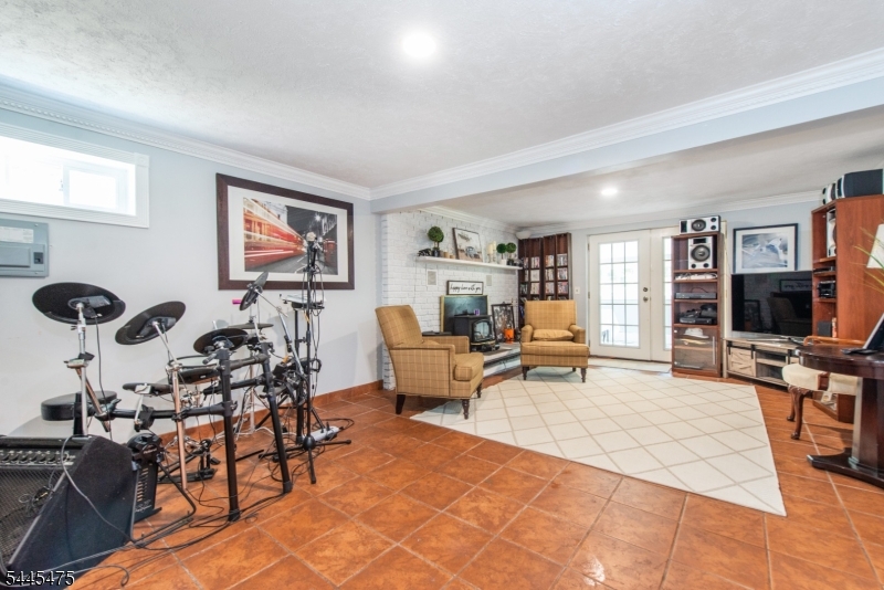 19 Little Road Lafayette, NJ 07848 - Photo 17 of 49