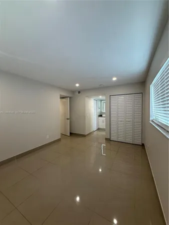 $2,250 | 100 Southeast 5th Avenue, Unit 1, Hallandale Beach, FL 33009