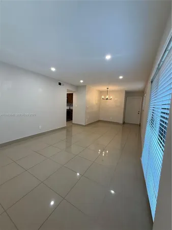 $2,250 | 100 Southeast 5th Avenue, Unit 1, Hallandale Beach, FL 33009