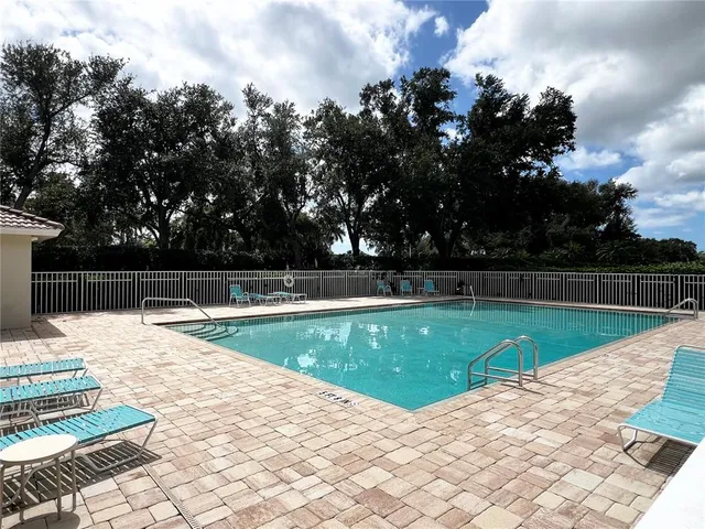 $2,650 | 7463 Ridge Road, Sarasota, FL 34238