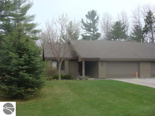 6772 Mission Ridge Traverse City, MI 49686 - Photo 1 of 13 1714214.JPG