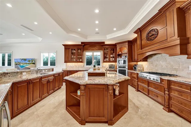 $6,199,000 | 642 Palm Drive, Hallandale Beach, FL 33009