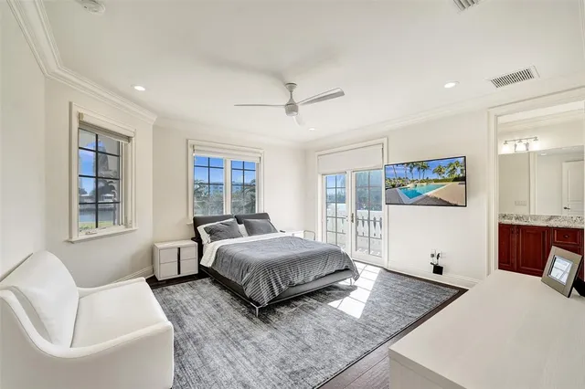 $6,199,000 | 642 Palm Drive, Hallandale Beach, FL 33009