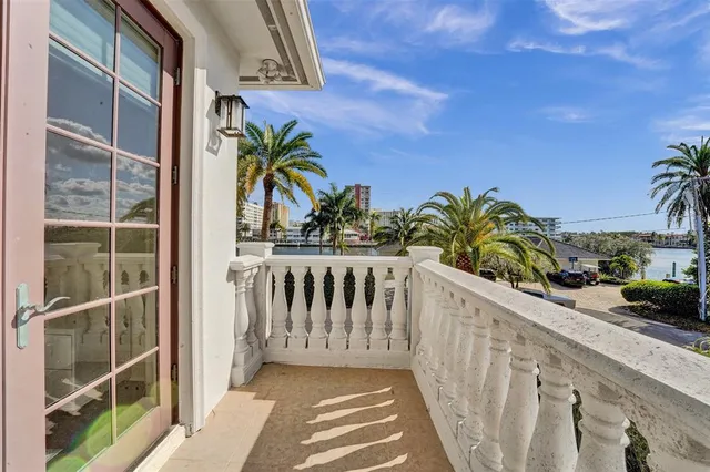 $6,199,000 | 642 Palm Drive, Hallandale Beach, FL 33009