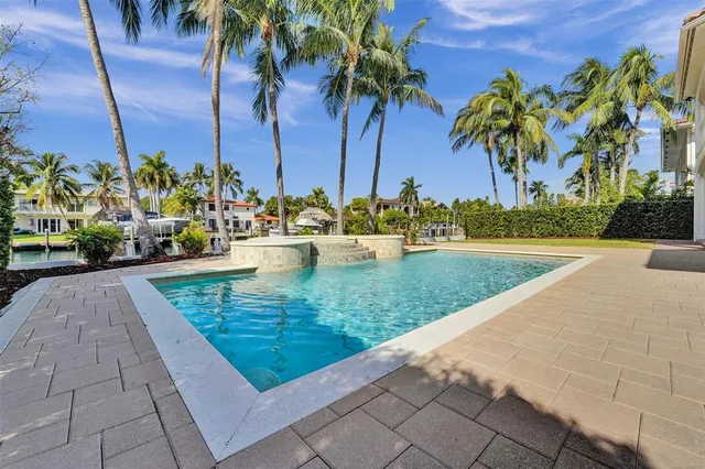 $6,199,000 | 642 Palm Drive, Hallandale Beach, FL 33009