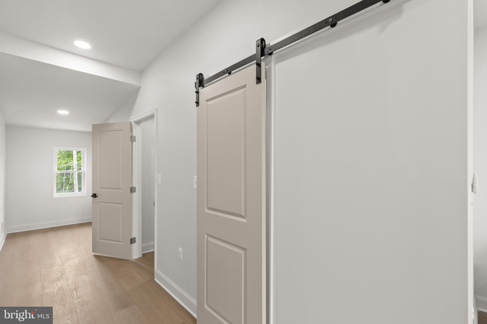 124 North Mount Street Baltimore, MD 21223 - Photo 23 of 38 Upper Level Primary Suite