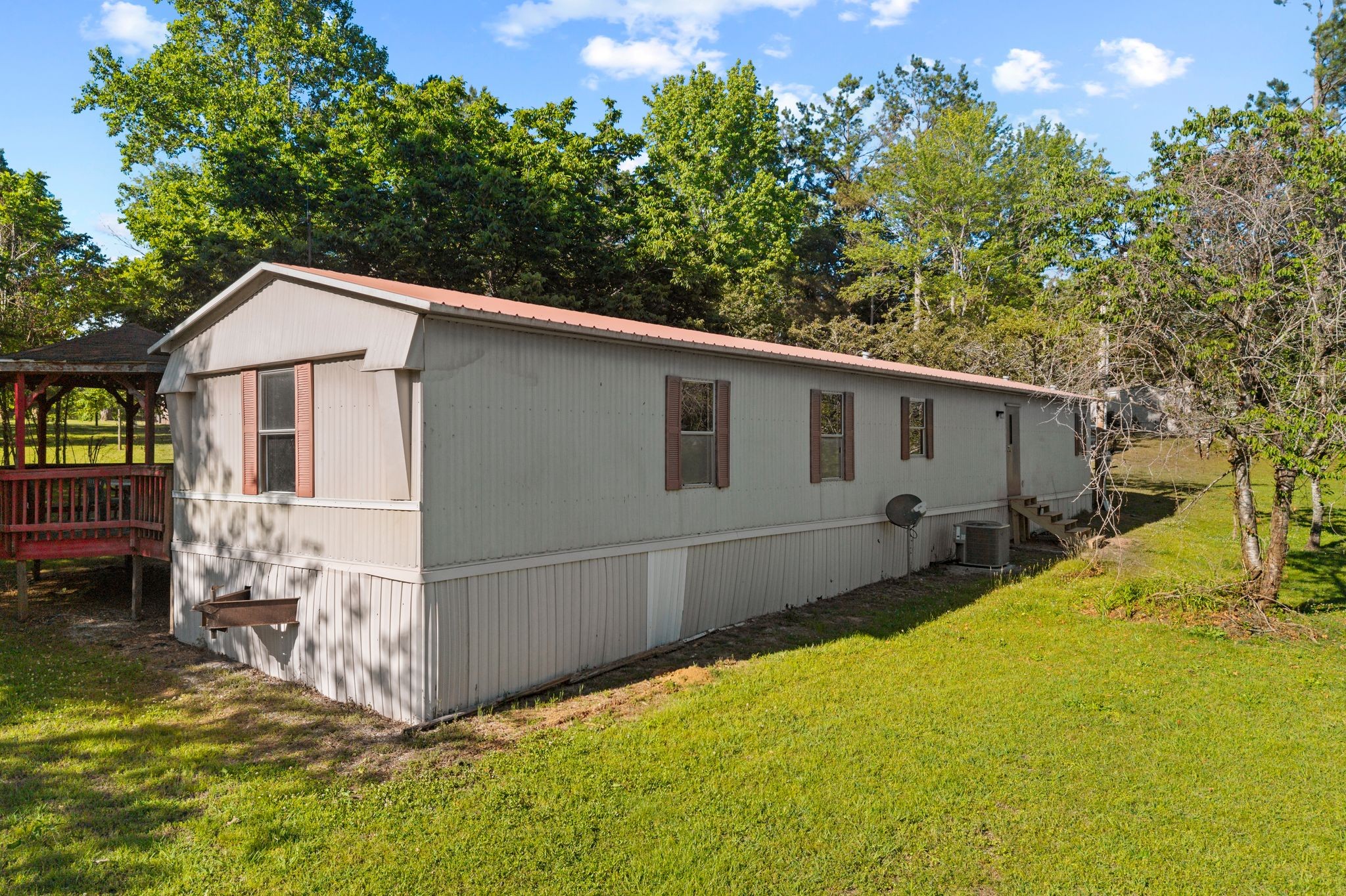 54 Frederick Loop Linden, TN 37096 - Photo 1 of 43