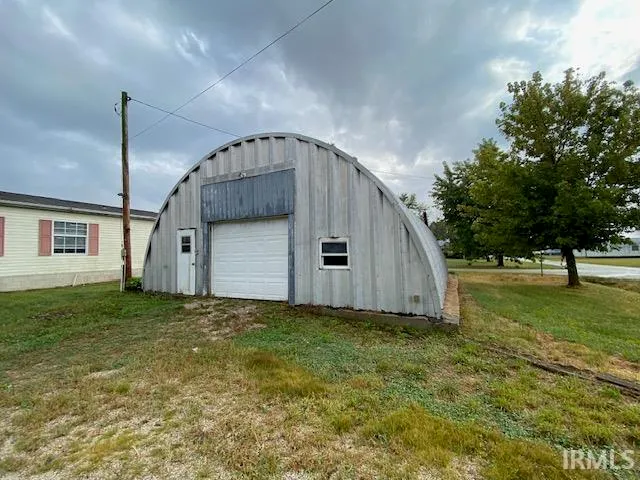 $68,400 | 9951 East McKinley Street, Otwell, IN 47564