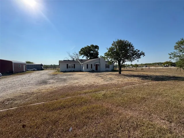 $2,250 | 19142 Camino Real, Dale, TX 78616