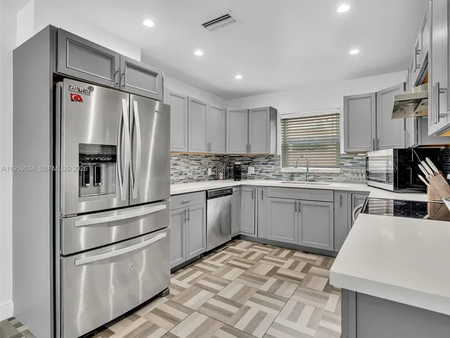 $4,500 | 1459 Rodman Street, Hollywood, FL 33020