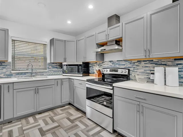 $4,500 | 1459 Rodman Street, Hollywood, FL 33020