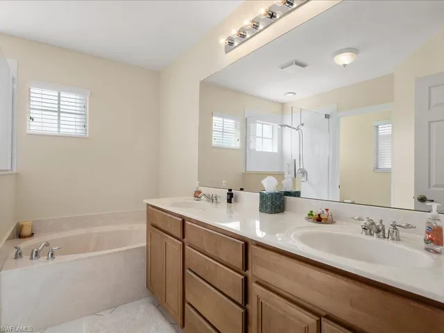 $499,900 | 1646 Birdie Drive, Naples, FL 34120
