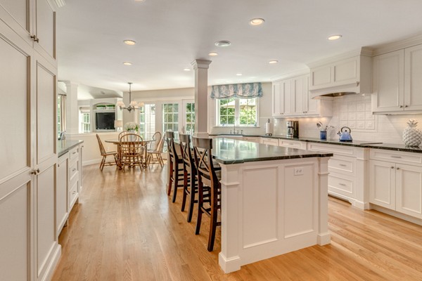 5 Bowser Road Lexington, MA 02420 - Photo 3 of 23