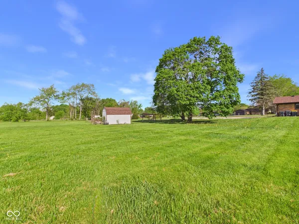$415,000 | 2951 East Cross Street, Anderson, IN 46012