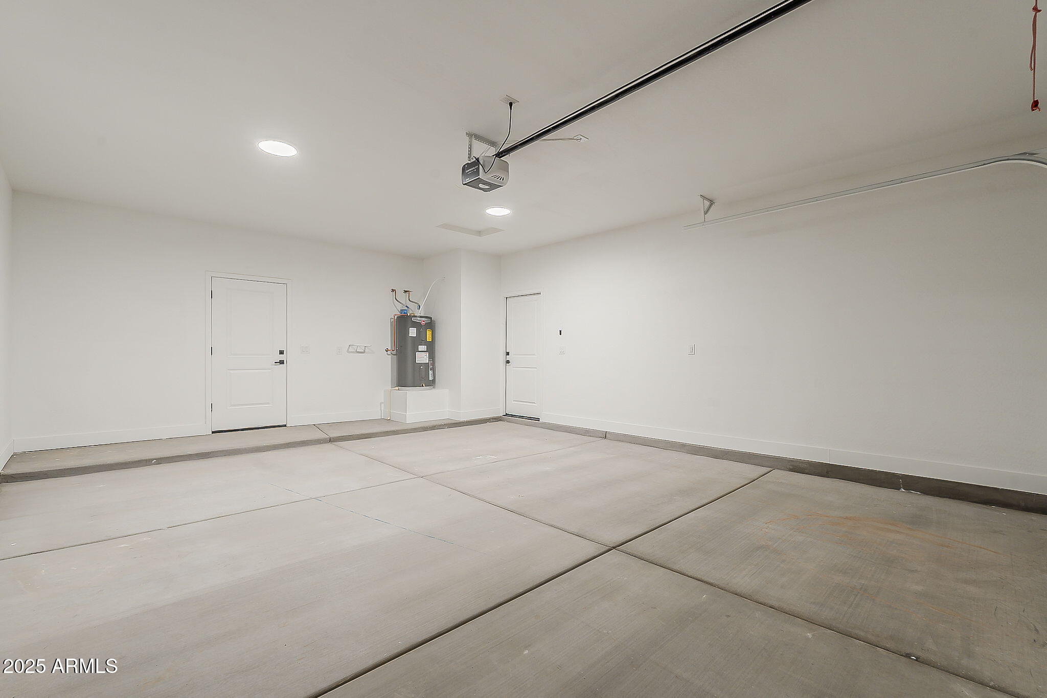 3925 North Maya Road Eloy, AZ 85131 - Photo 34 of 44 2 Car Garage