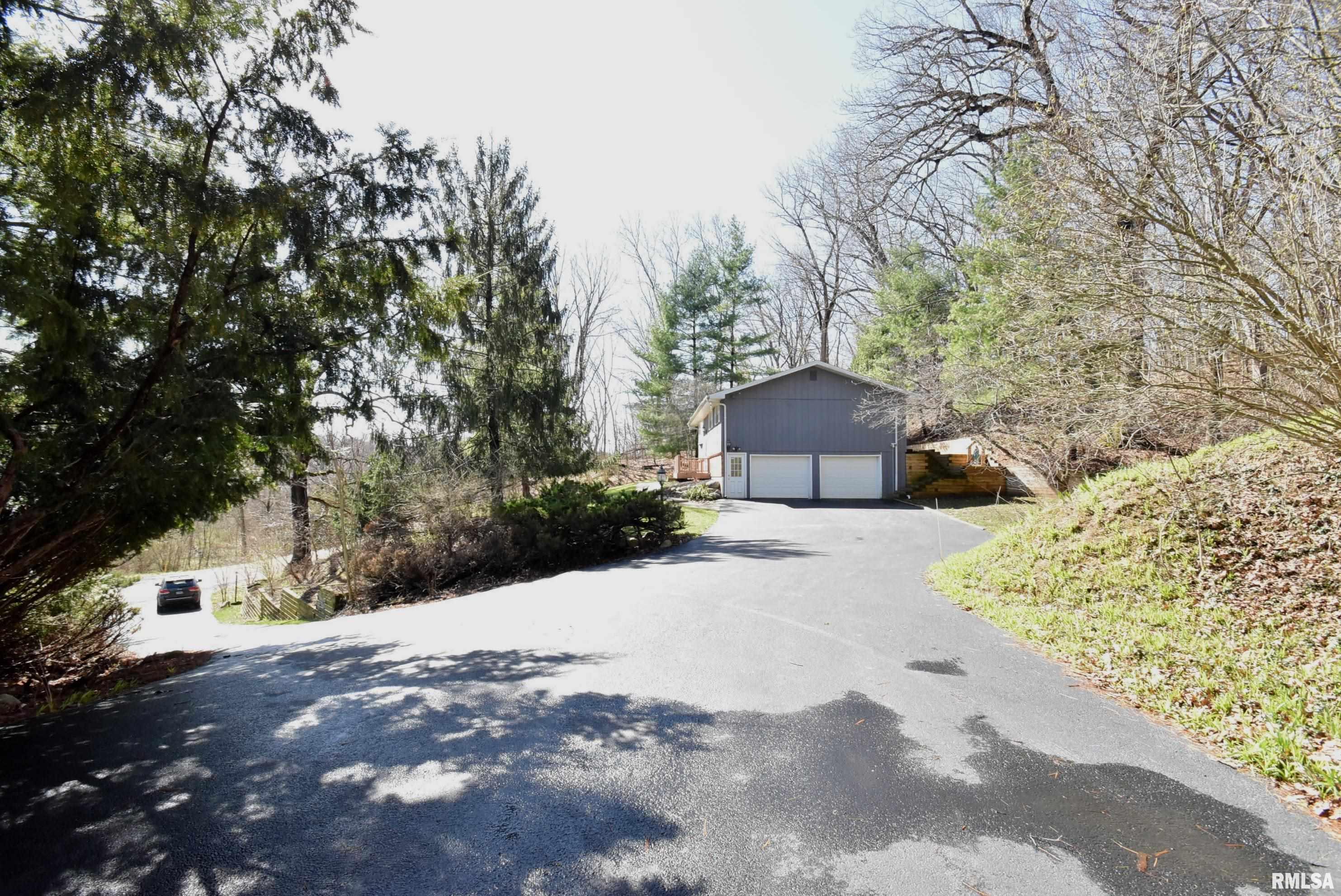 5721 North Koerner Road Peoria, IL 61615 - Photo 2 of 49 Gallery Image 2