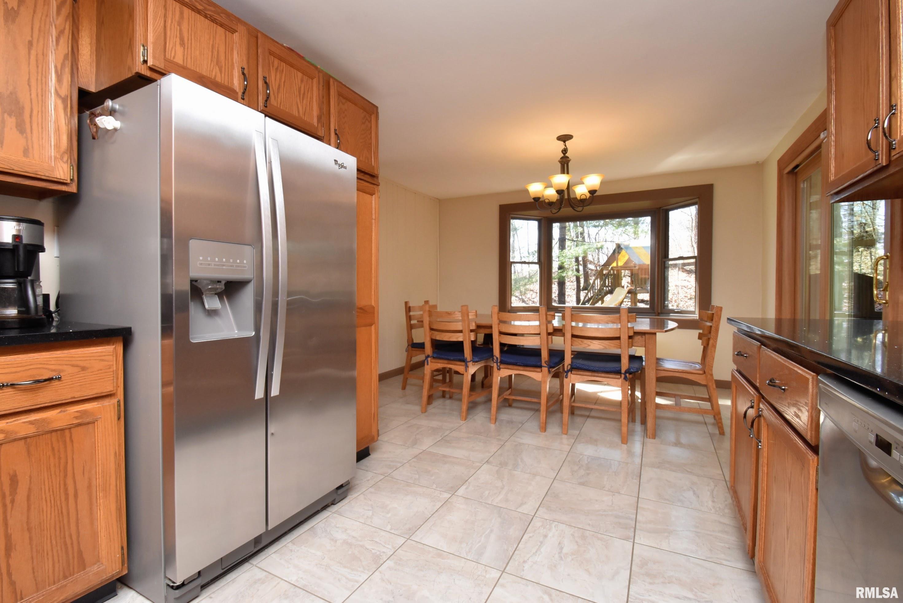 5721 North Koerner Road Peoria, IL 61615 - Photo 7 of 49 Gallery Image 7