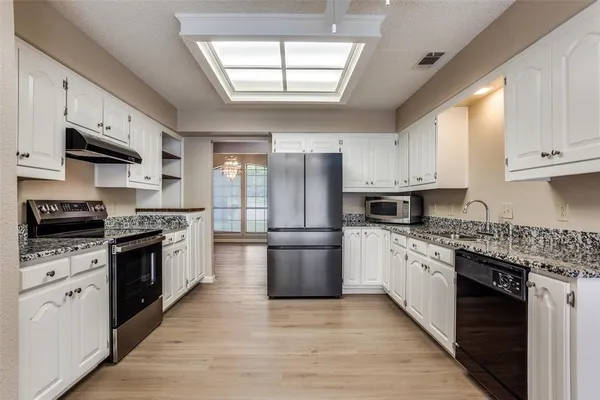 $2,950 | 2608 Schooner Drive, Plano, TX 75074