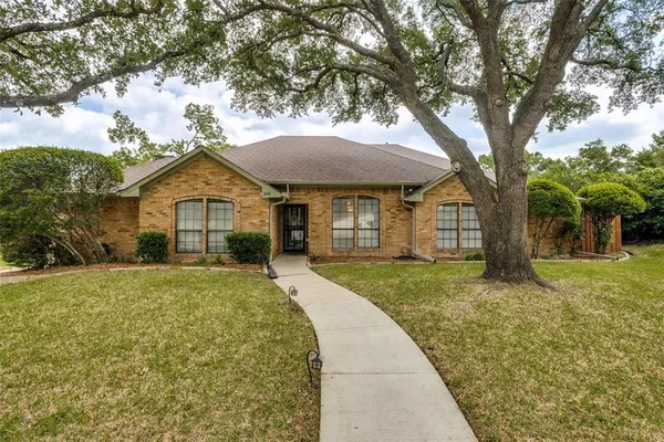 $2,950 | 2608 Schooner Drive, Plano, TX 75074