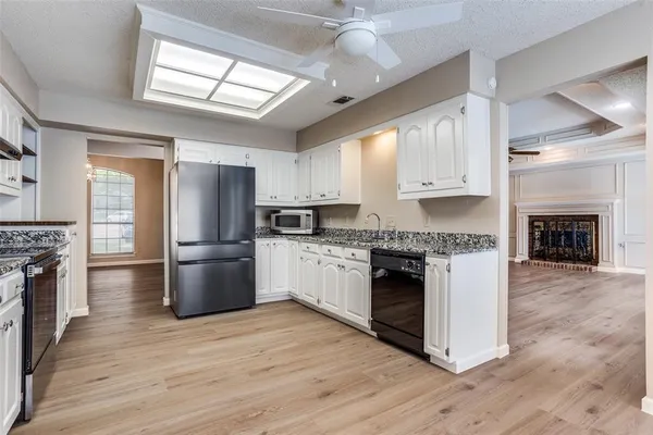 $2,950 | 2608 Schooner Drive, Plano, TX 75074