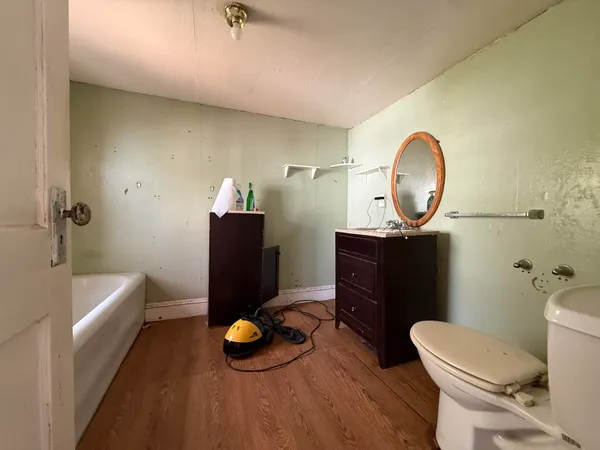 $98,000 | 2 Burrill Street, Fairfield, ME 04937