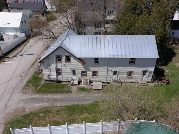 $98,000 | 2 Burrill Street, Fairfield, ME 04937