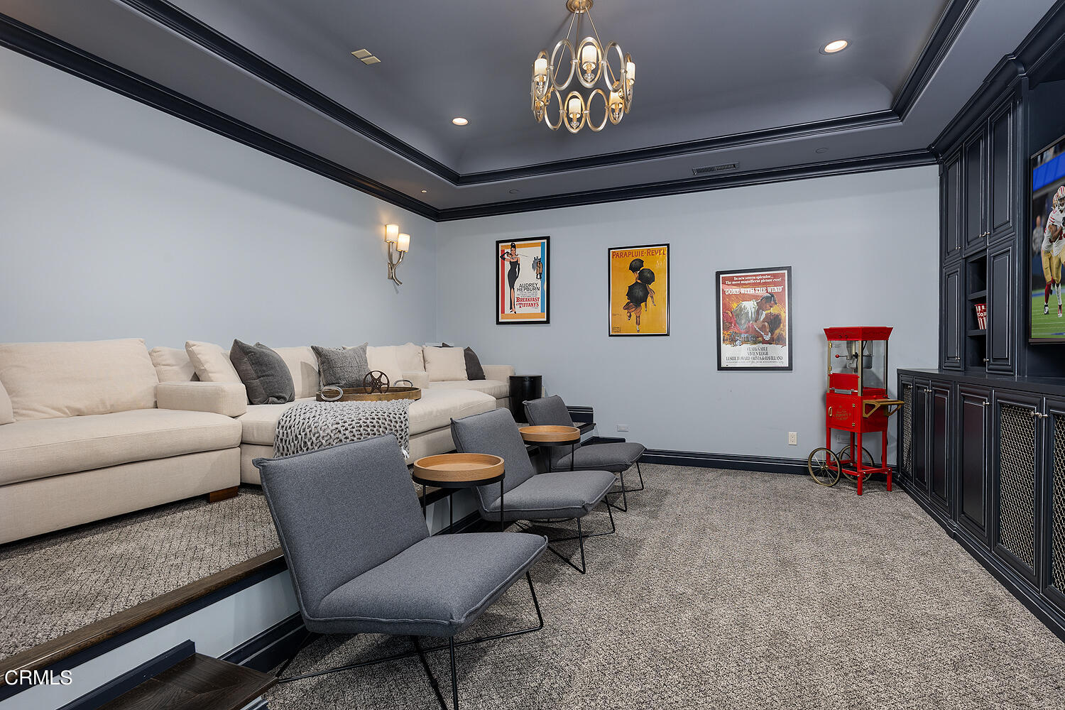 1610 Kinneloa Mesa Road Pasadena, CA 91107 - Photo 24 of 72 a living room with furniture