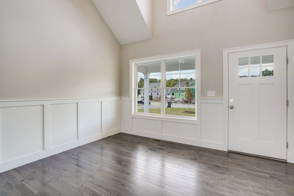 10 Shetland Road, Unit 20 Londonderry, NH 03053 - Photo 7 of 38 Gallery Image 7