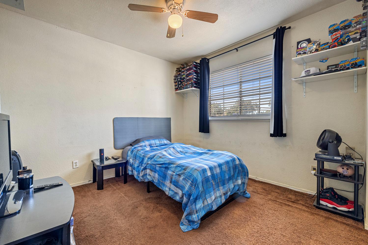 916 Fall River Drive Modesto, CA 95351 - Photo 28 of 33