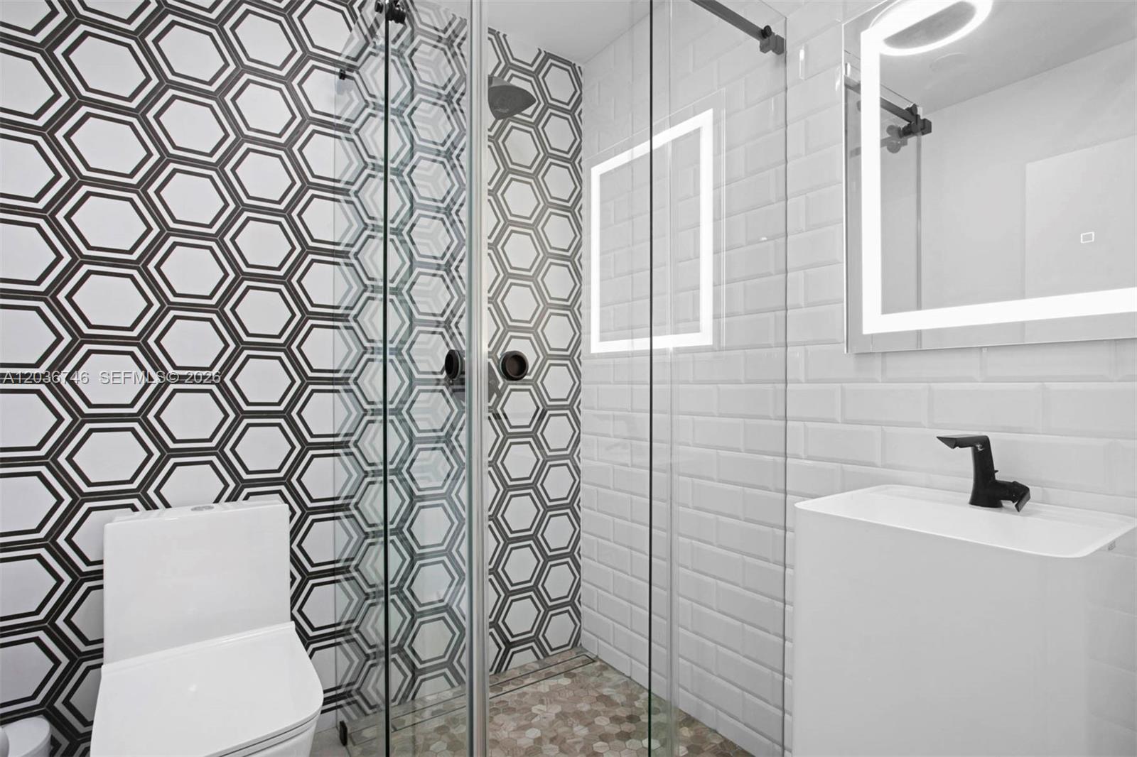 901 3rd Street, Unit 3 Miami Beach, FL 33139 - Photo 6 of 13