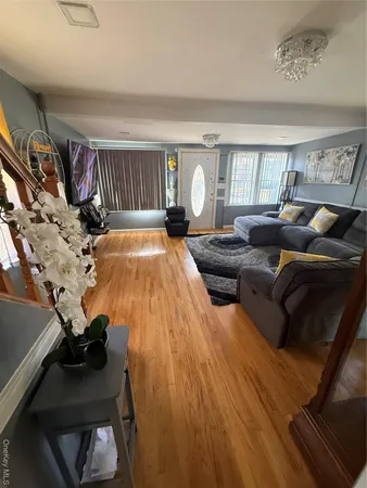 $674,999 | 136-29 220th Place | Laurelton