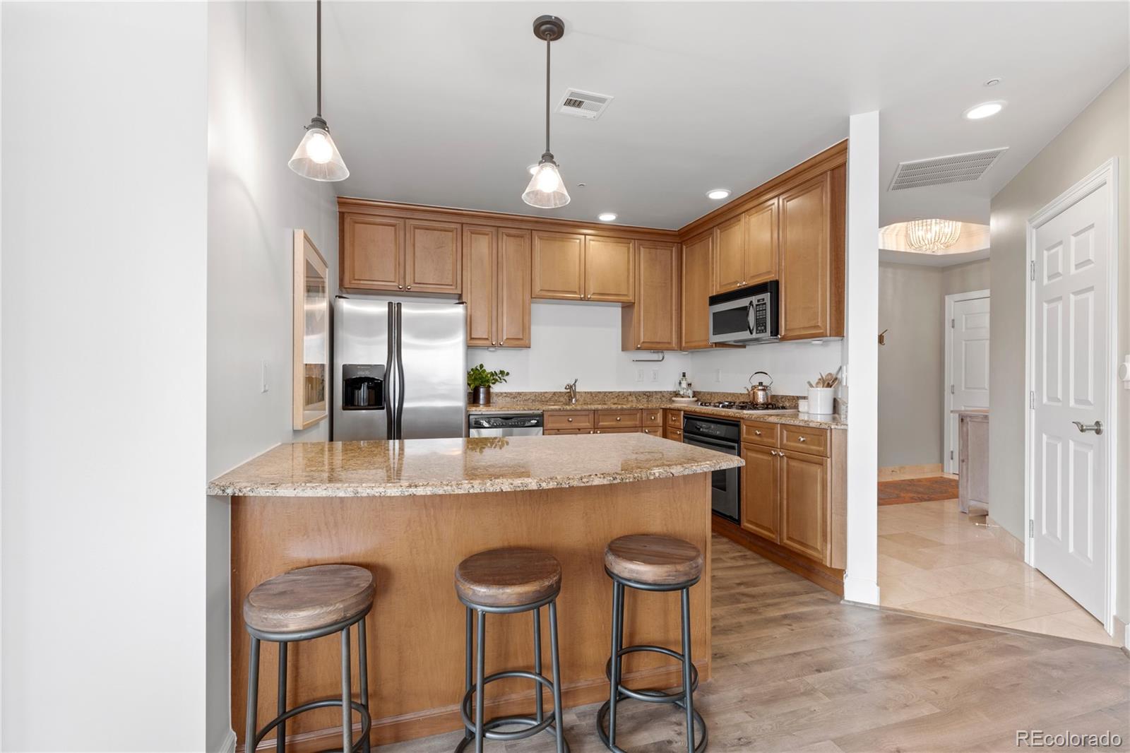 1827 Grant Street, Unit 500 Denver, CO 80203 - Photo 13 of 35