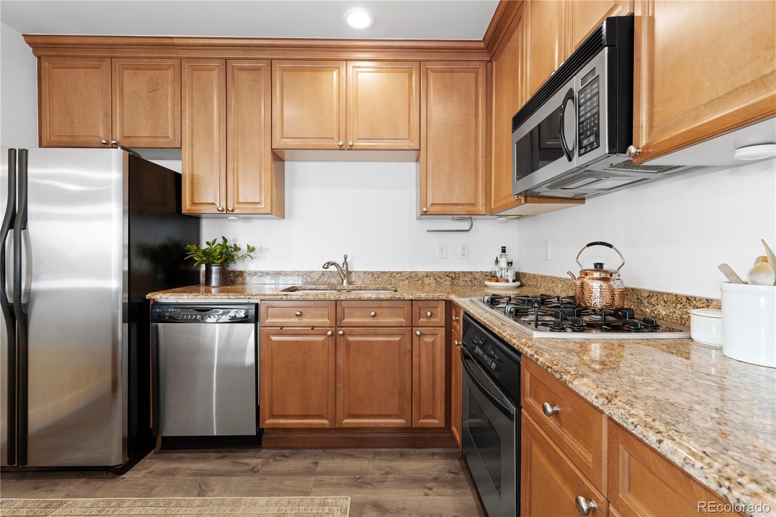 1827 Grant Street, Unit 500 Denver, CO 80203 - Photo 14 of 35