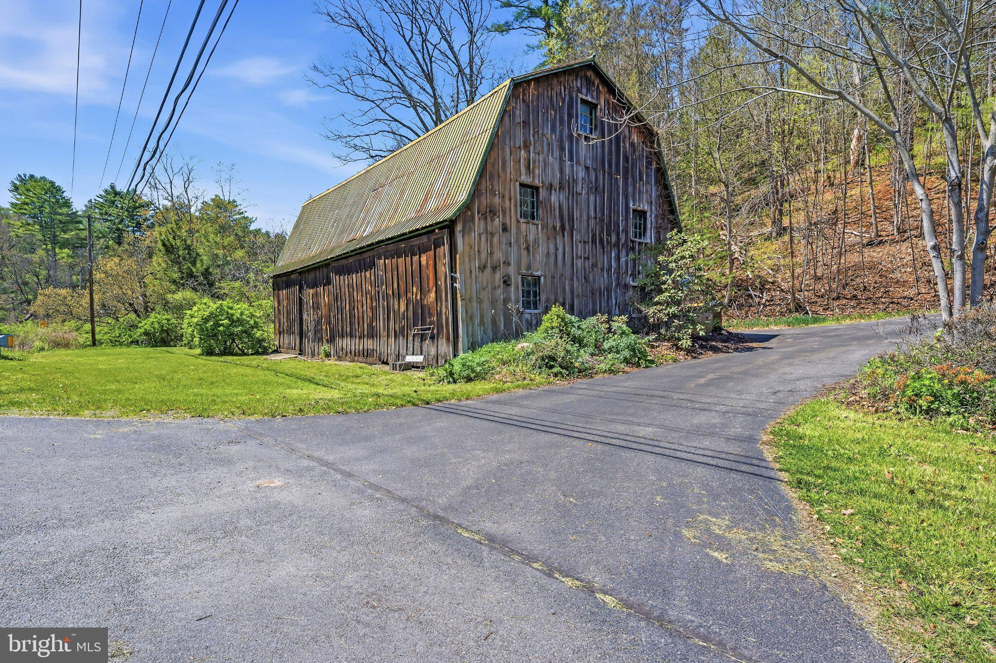 216 Merwinsburg Road Effort, PA 18330 - Photo 62 of 75 Charming rustic barn by winding road.