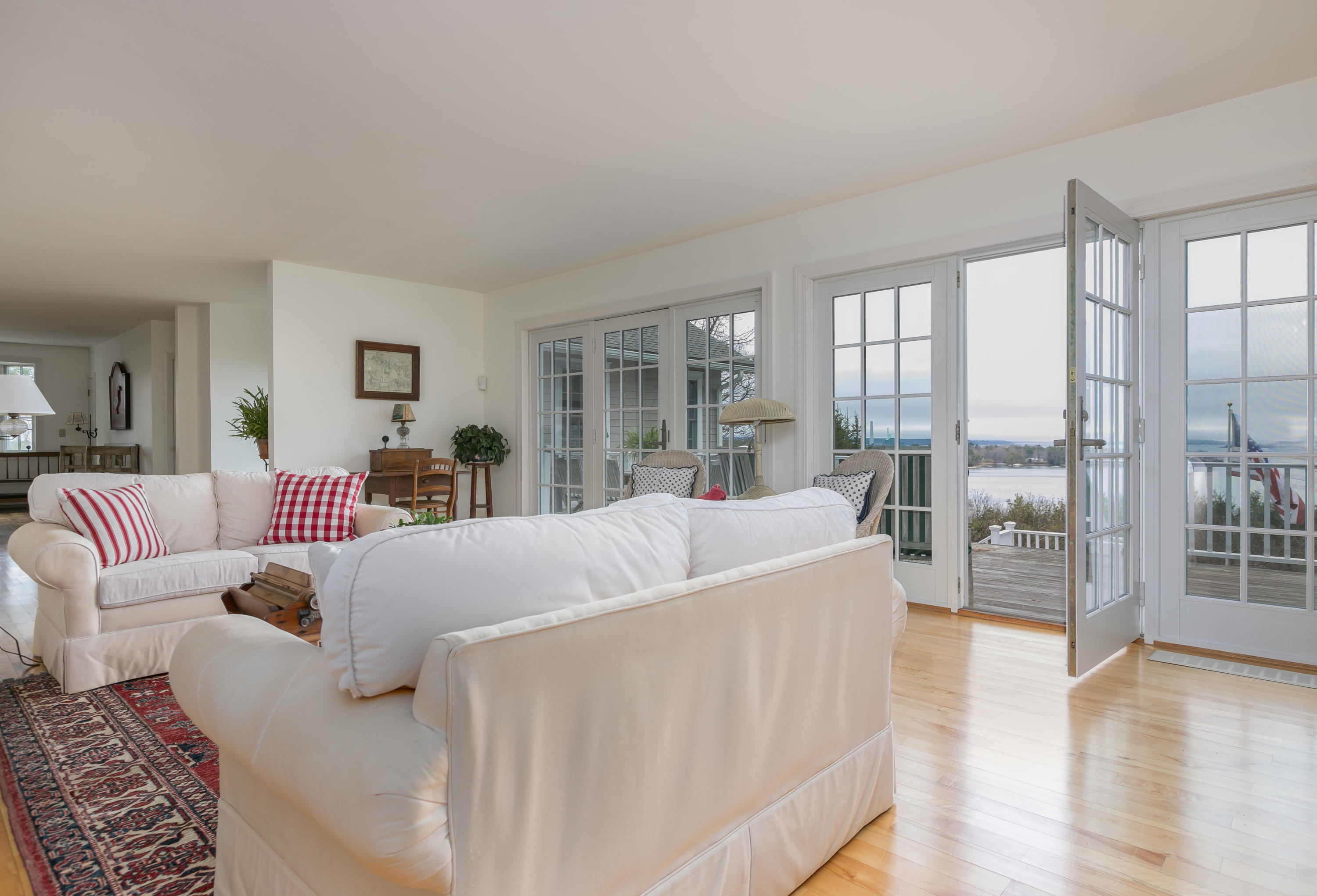 82 Ravine Drive Cumberland Foreside, ME 04110 - Photo 11 of 75 82 Ravine Dr Cumberland-print-008-11-Liv