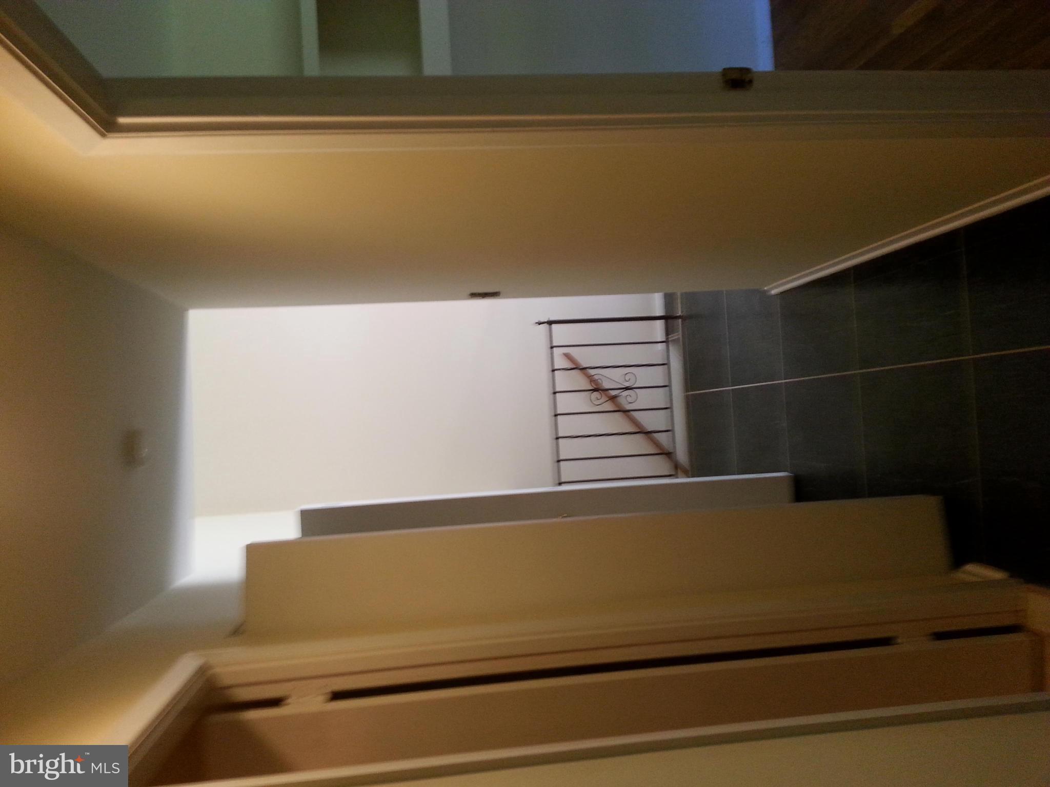 4516 Hawksbury Road Baltimore, MD 21208 - Photo 7 of 14 Interior (General)